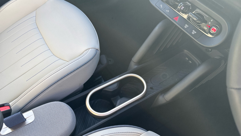 MINI Cooper 160kW SE Exclusive 54kWh 3dr Auto Electric Hatchback